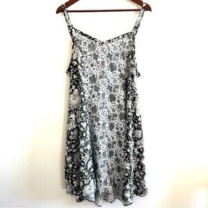 Torrid Black and White Floral Midi Dress